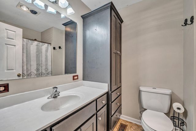 75 Estate DR, Glade Hill, VA 24092