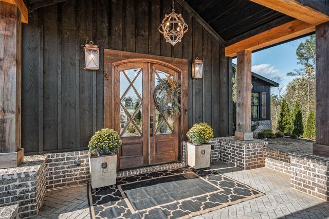 1656 Dibrell Lucky Road, Mcminnville, TN 37110