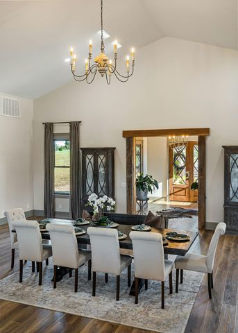 1656 Dibrell Lucky Road, Mcminnville, TN 37110