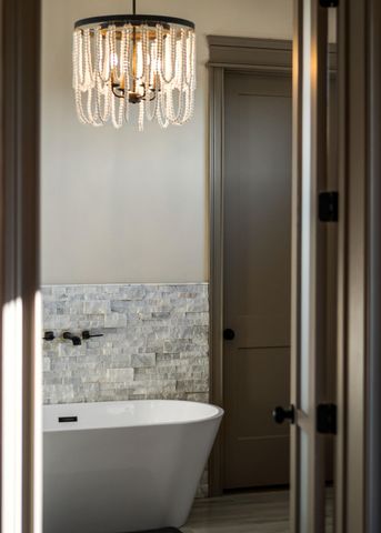 1656 Dibrell Lucky Road, Mcminnville, TN 37110