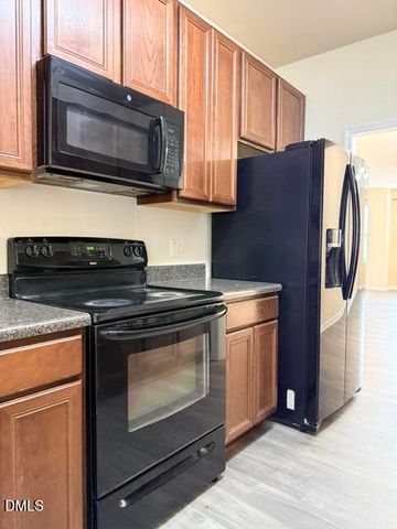 806 Carpenter Glenn Drive, Cary, NC 27519
