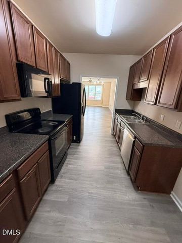 806 Carpenter Glenn Drive, Cary, NC 27519