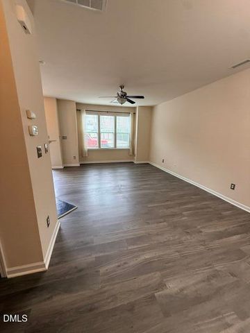 806 Carpenter Glenn Drive, Cary, NC 27519