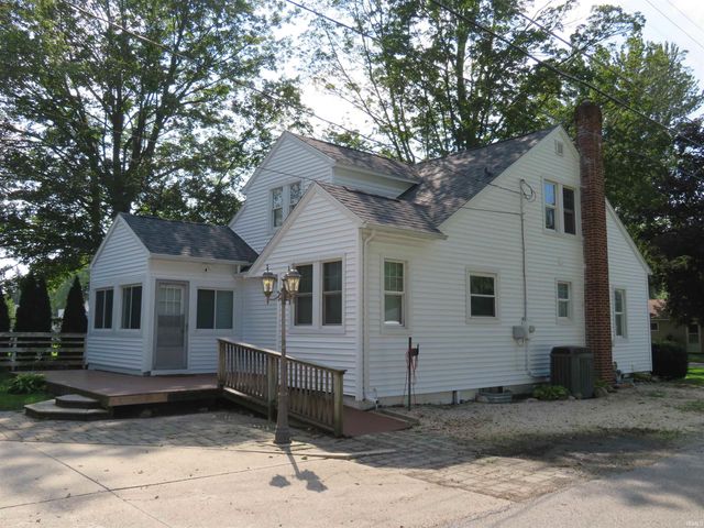 1205 Hickory Street, Goshen, IN 46526