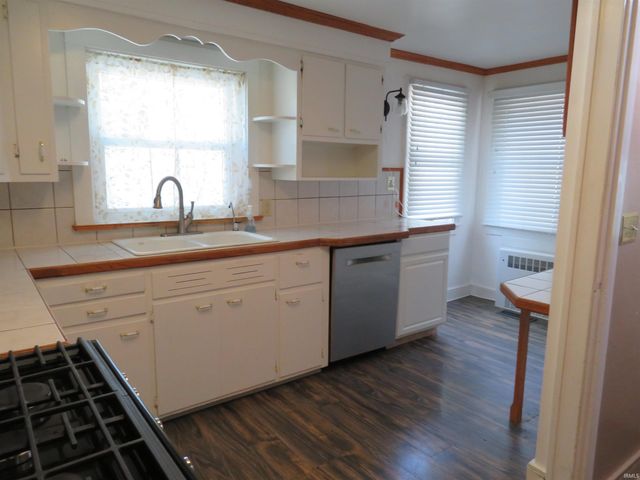 1205 Hickory Street, Goshen, IN 46526