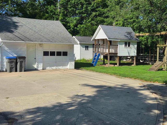 1205 Hickory Street, Goshen, IN 46526
