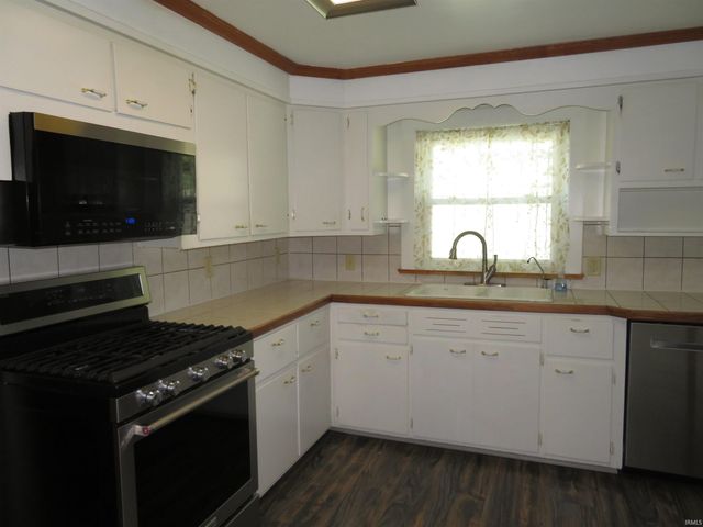 1205 Hickory Street, Goshen, IN 46526