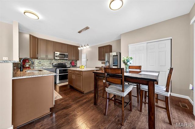 301 America Street, Wentzville, MO 63385