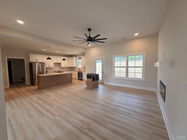 9 Live Oak Court, Forest, VA 24551