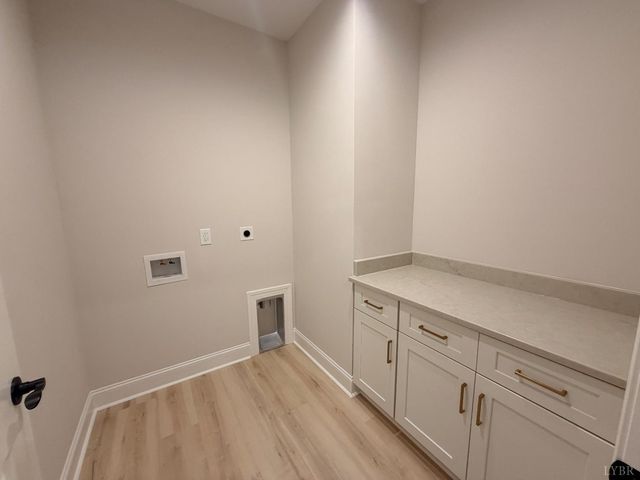 9 Live Oak Court, Forest, VA 24551