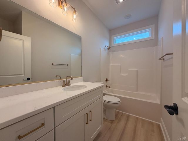 9 Live Oak Court, Forest, VA 24551