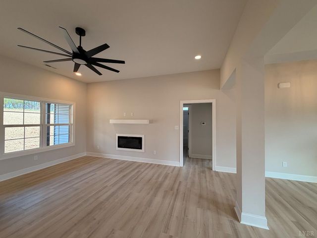 9 Live Oak Court, Forest, VA 24551