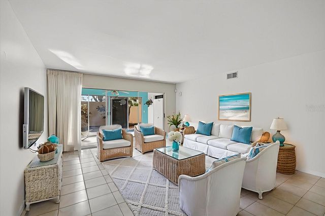 1111 W FAITH CIRCLE 1003, Bradenton, FL 34212