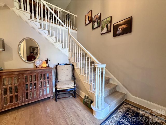 8964 Challis Hill Lane, Charlotte, NC 28226