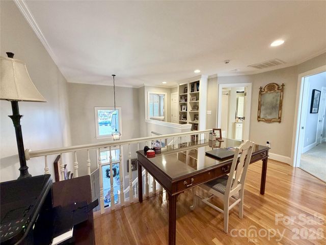 8964 Challis Hill Lane, Charlotte, NC 28226