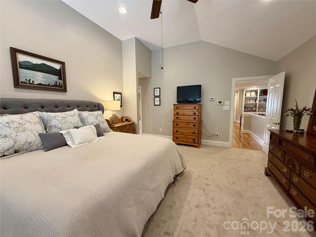 8964 Challis Hill Lane, Charlotte, NC 28226