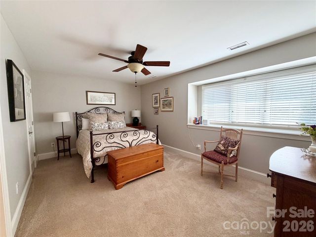 8964 Challis Hill Lane, Charlotte, NC 28226