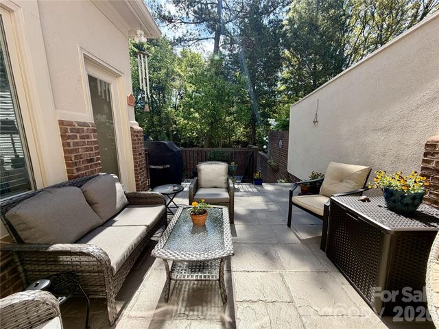 8964 Challis Hill Lane, Charlotte, NC 28226