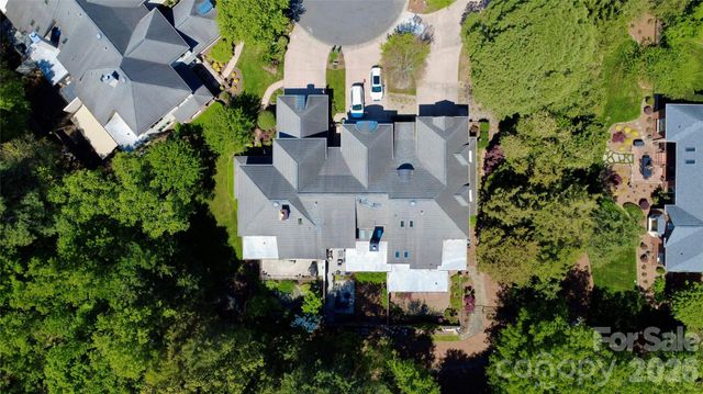 8964 Challis Hill Lane, Charlotte, NC 28226