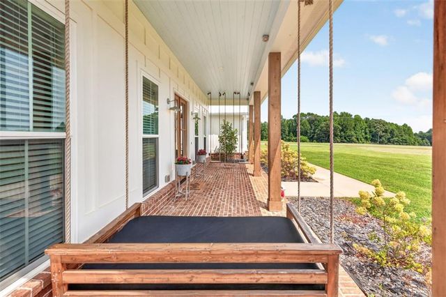 1475 Storey Lane, Jefferson, GA 30549