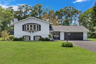 31340 N Liberty Road, Grayslake, IL 60030