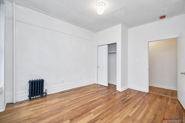 1037 College Avenue, Bronx, NY 10456