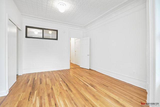 1037 College Avenue, Bronx, NY 10456
