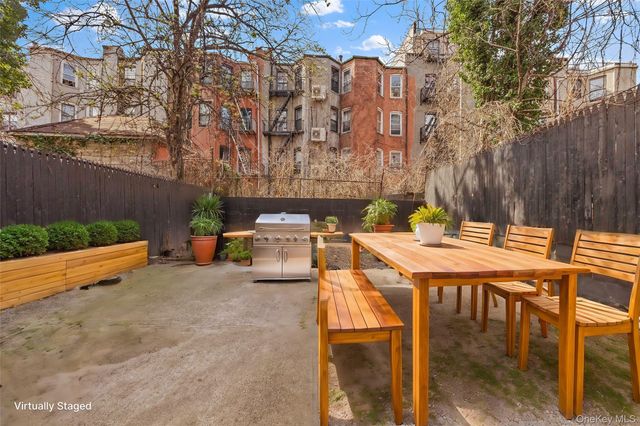 1037 College Avenue, Bronx, NY 10456