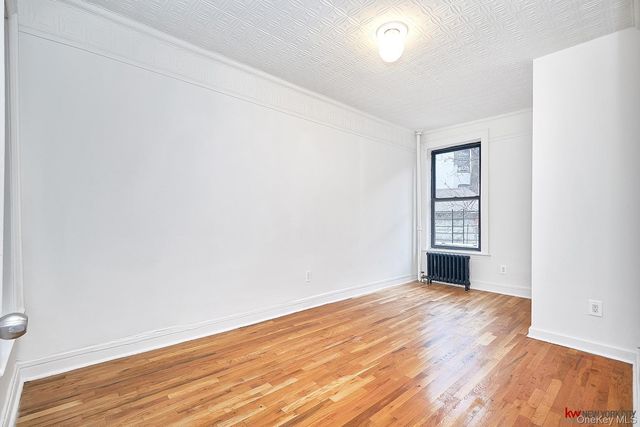 1037 College Avenue, Bronx, NY 10456