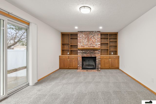 5801 S 32Nd Street, Lincoln, NE 68516