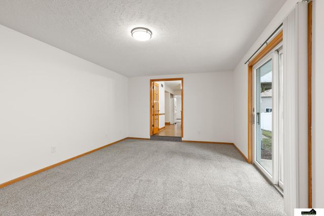 5801 S 32Nd Street, Lincoln, NE 68516