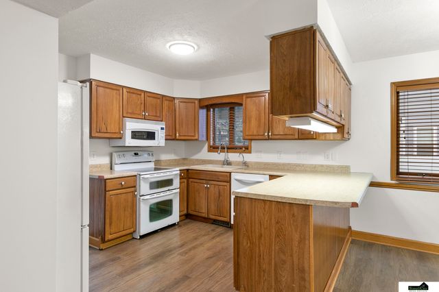 5801 S 32Nd Street, Lincoln, NE 68516