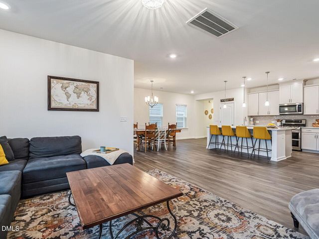 213 Sage Oak Lane, Holly Springs, NC 27540