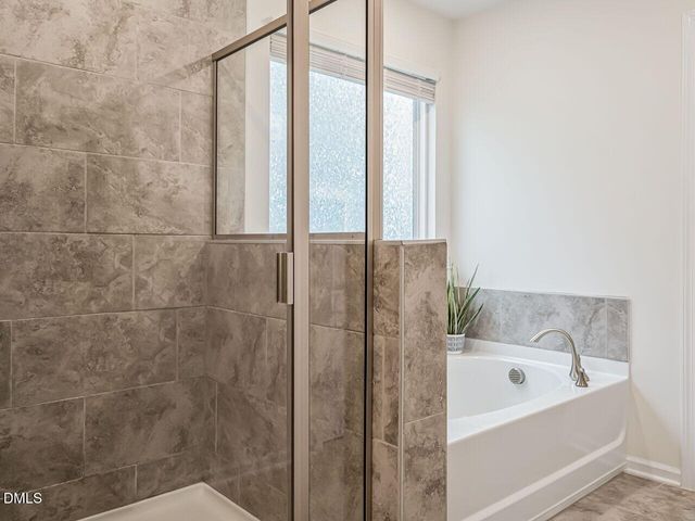 213 Sage Oak Lane, Holly Springs, NC 27540