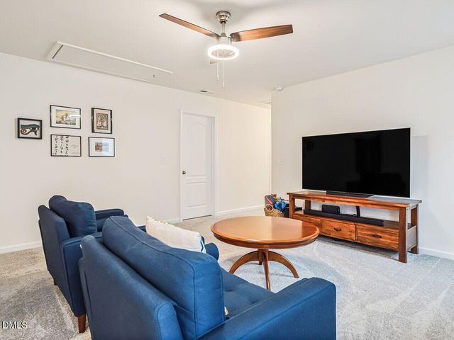 213 Sage Oak Lane, Holly Springs, NC 27540