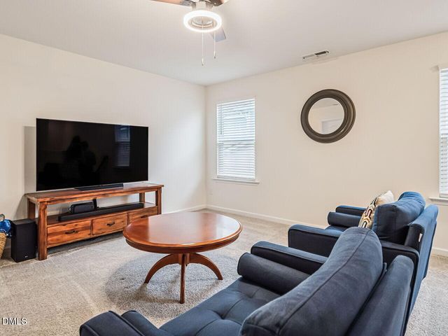 213 Sage Oak Lane, Holly Springs, NC 27540
