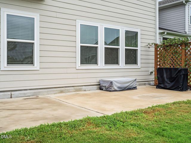 213 Sage Oak Lane, Holly Springs, NC 27540