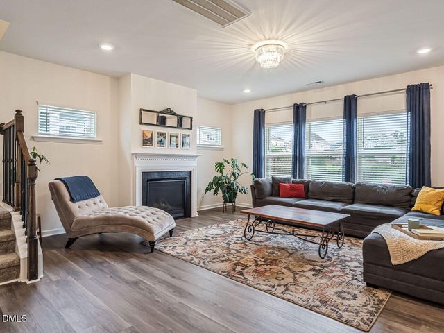 213 Sage Oak Lane, Holly Springs, NC 27540