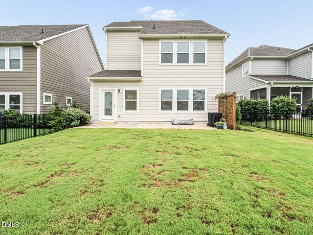 213 Sage Oak Lane, Holly Springs, NC 27540