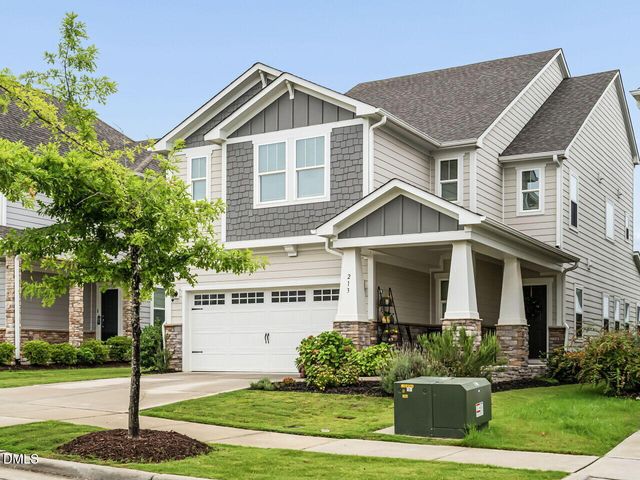 213 Sage Oak Lane, Holly Springs, NC 27540