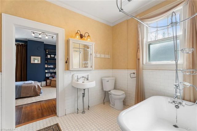 1224 Glade Street, Winston-salem, NC 27101