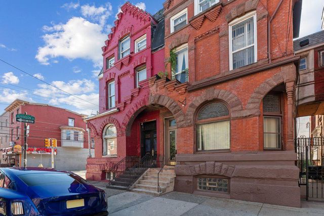 1502 N 17TH ST, Philadelphia, PA 19121