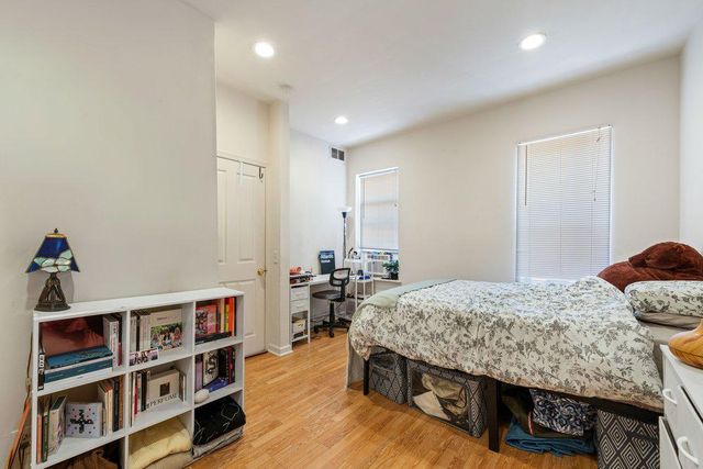 1502 N 17TH ST, Philadelphia, PA 19121