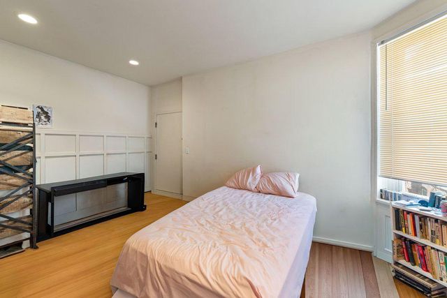 1502 N 17TH ST, Philadelphia, PA 19121