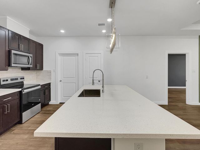 527 Autumn Lane, Livingston, TX 77351