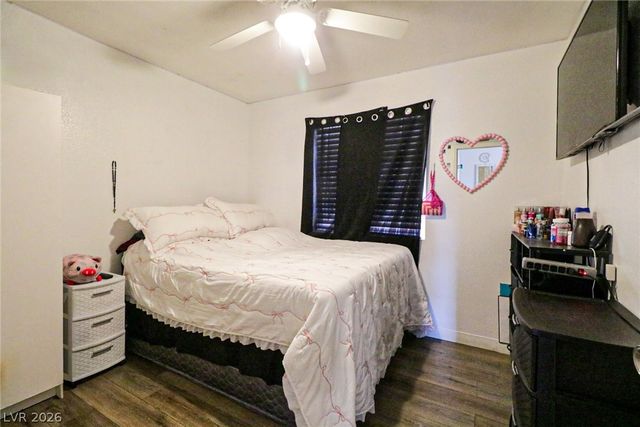 3894 Soda Springs Drive, Las Vegas, NV 89115