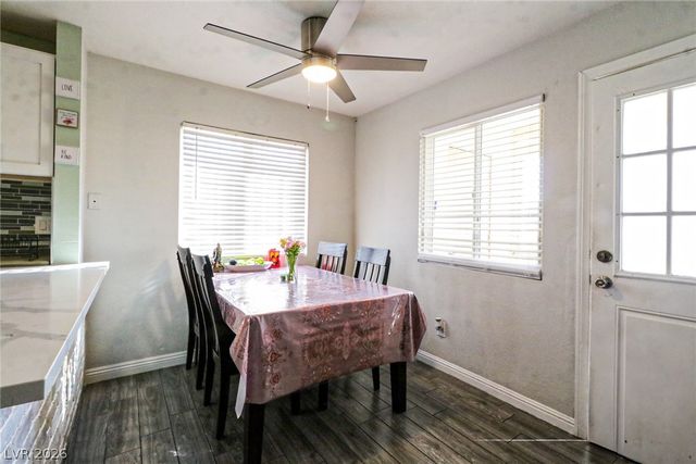 3894 Soda Springs Drive, Las Vegas, NV 89115