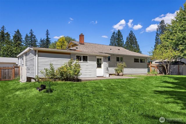 4009 NE 23rd Pl, Renton, WA 98056