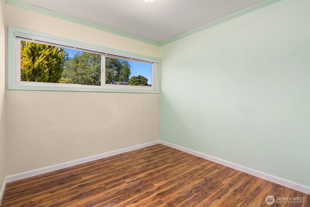 4009 NE 23rd Pl, Renton, WA 98056