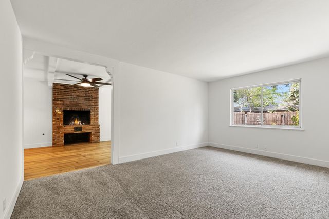 4851 Gibbons Dr, Carmichael, CA 95608
